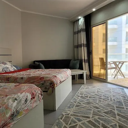 Magnificent Apartment In Hrg With Beach Access, 5 Min From Downtown